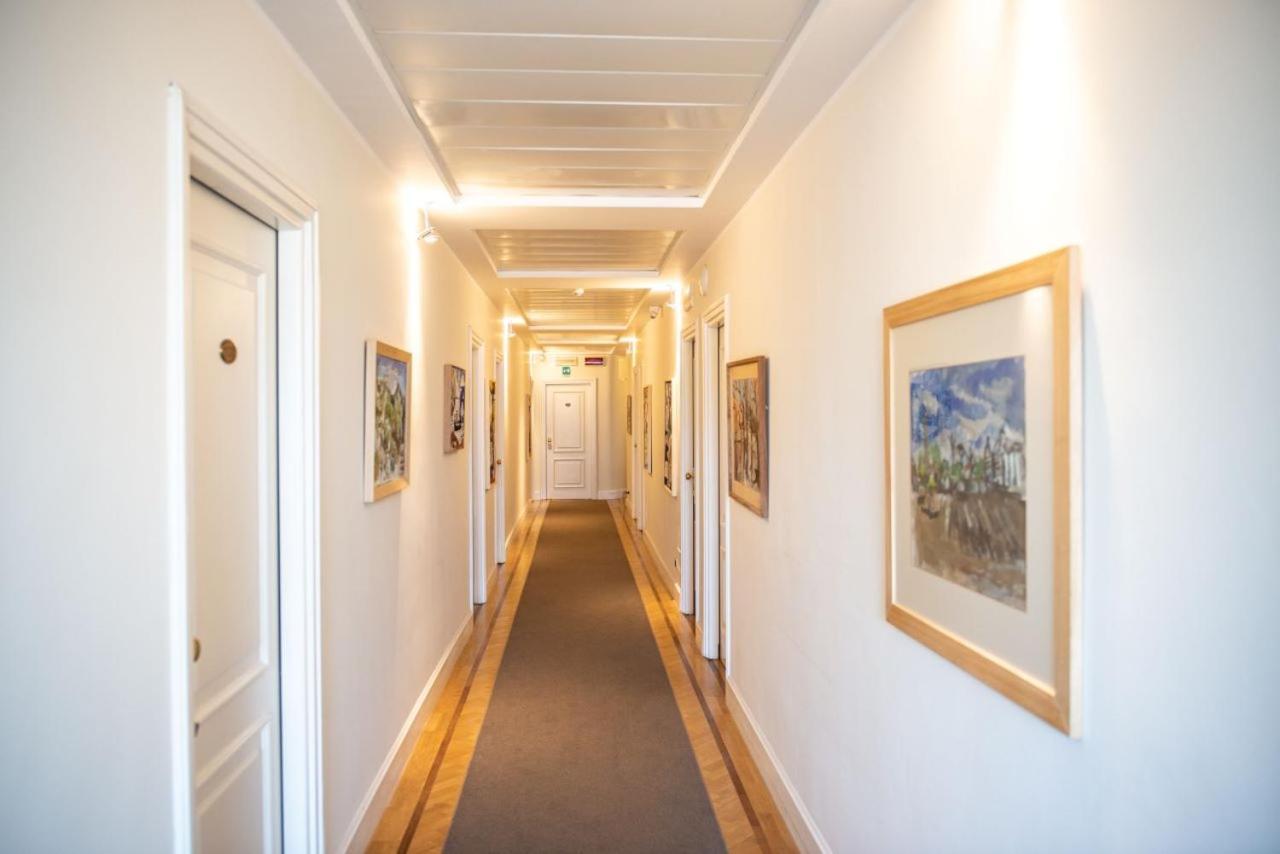 Hotel Royal 3*
